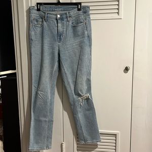 Gap Jeans Vintage Slim Mid Rise. Light wash. Size 31/12 Regular.